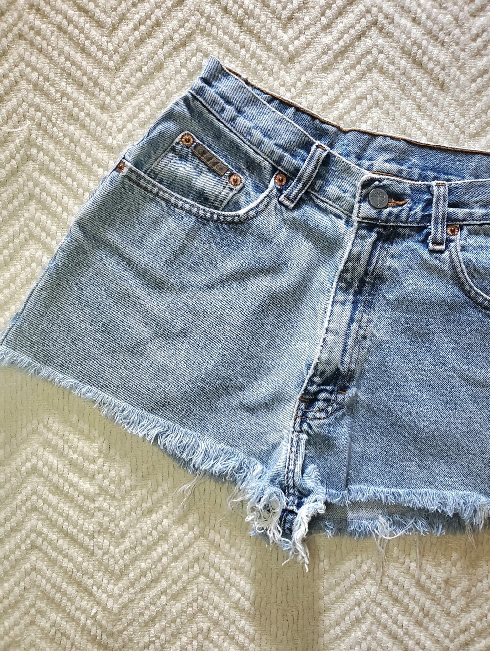 Vintage Frayed Denim Calvin Klein Cut Off Jean Shorts 100% Cotton Size 7